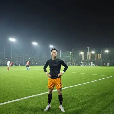 曹铭翔
